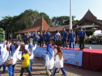 Sambutan_hangat_warga_kepada_tim_CFD_Indonesia